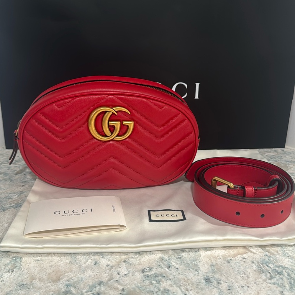 GUCCI Matelasse GG Marmont Belt Bag in Hibiscus Red. 491294 NWT Shipping wn 24h